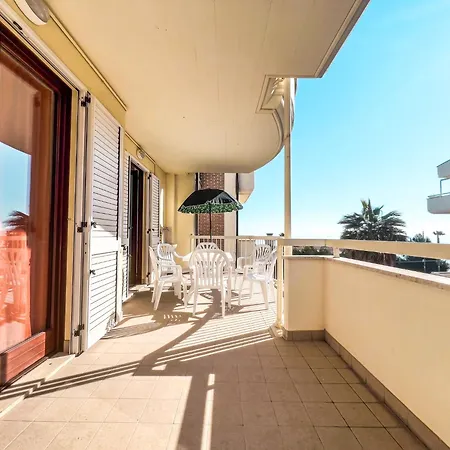 A 40 Mt Dal Mare Fronte Mare Rifa790 Apartment *