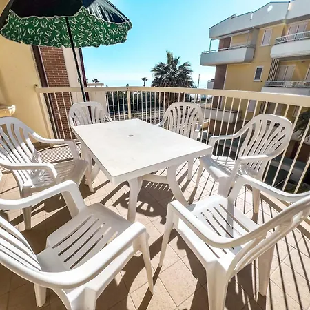 A 40 Mt Dal Mare Fronte Mare Rifa790 * Cupra Marittima