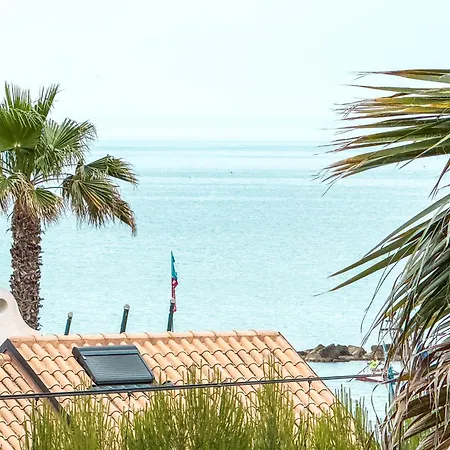 Daire A 40 Mt Dal Mare Fronte Mare Rifa790 Cupra Marittima